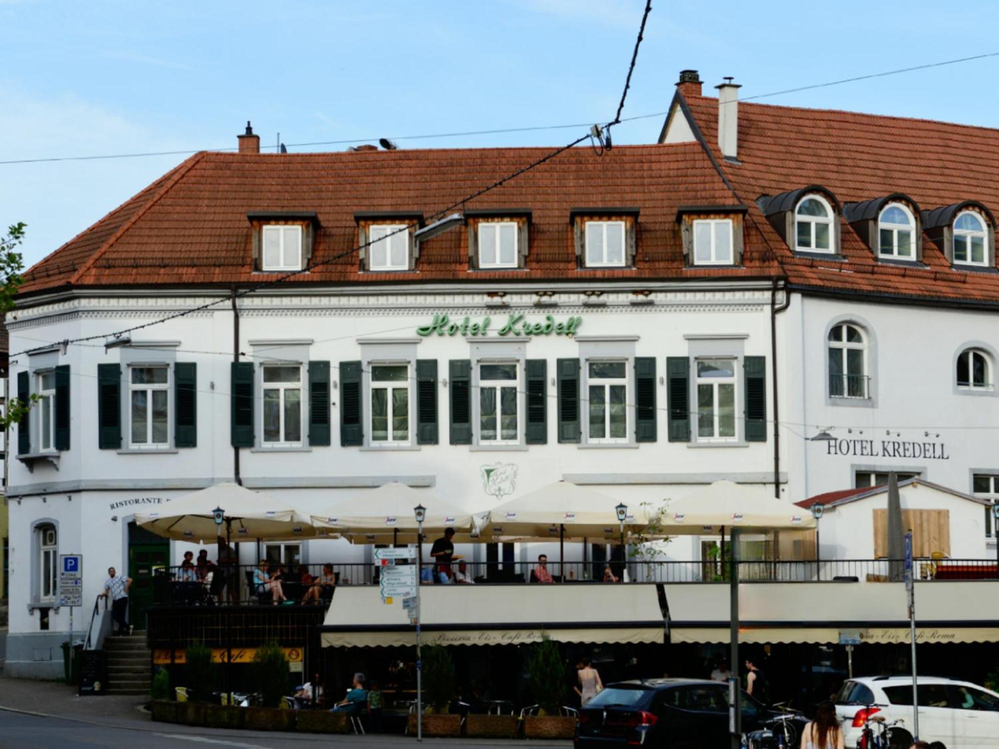 Kredell Hotel